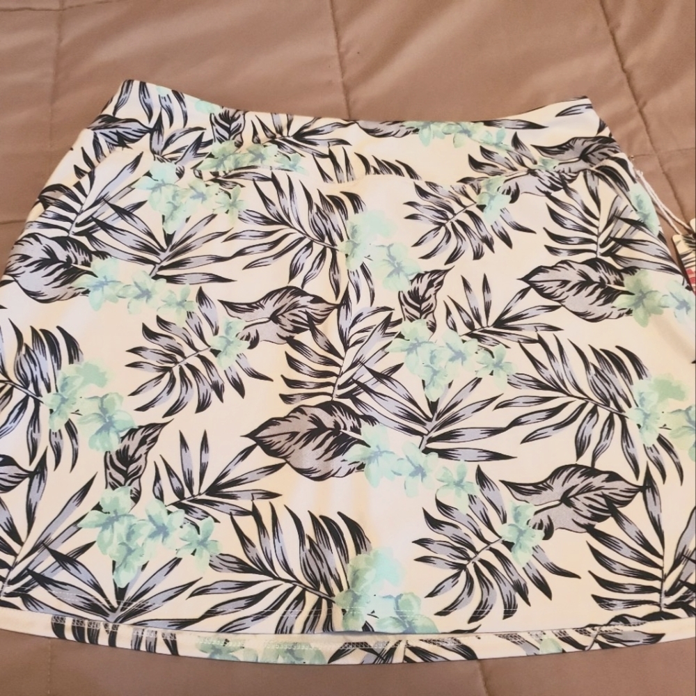 Tommy Bahama Skort